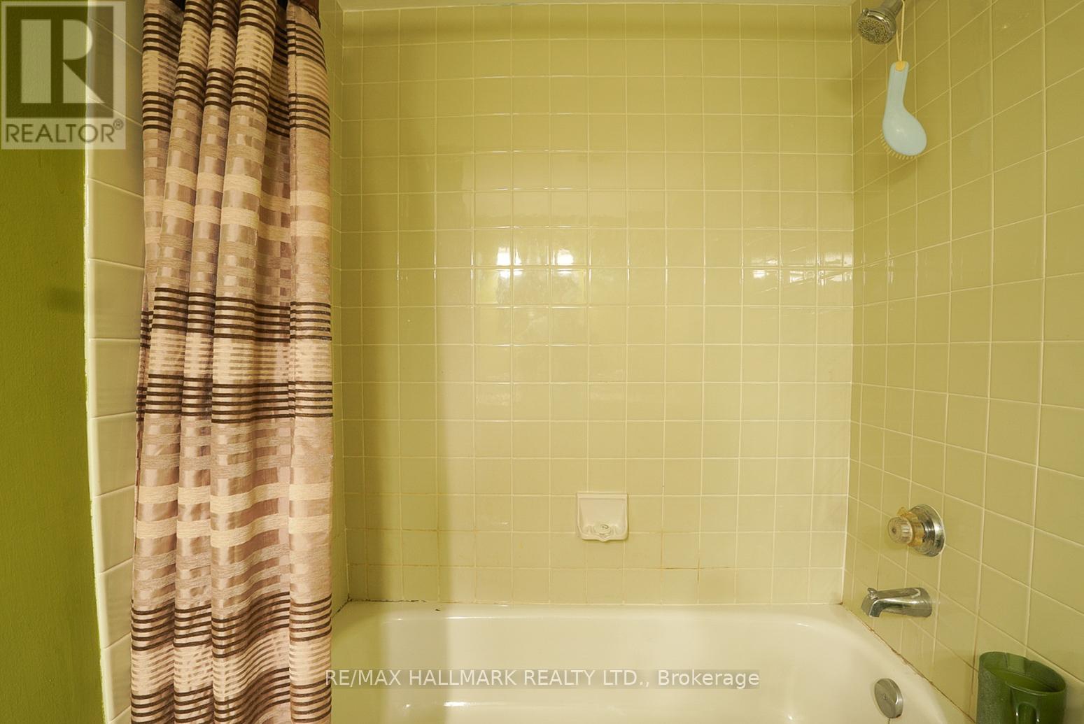 203 - 3734 St Clair Avenue E, Toronto, Ontario M1M 1T7 - Photo 15 - E13632684