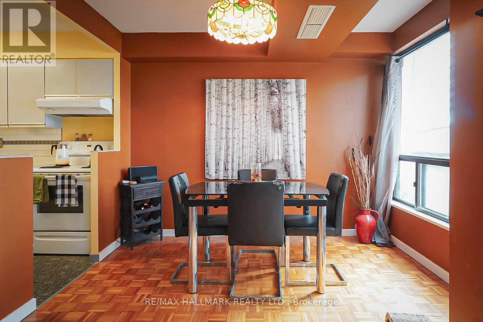 203 - 3734 St Clair Avenue E, Toronto, Ontario M1M 1T7 - Photo 6 - E13632684