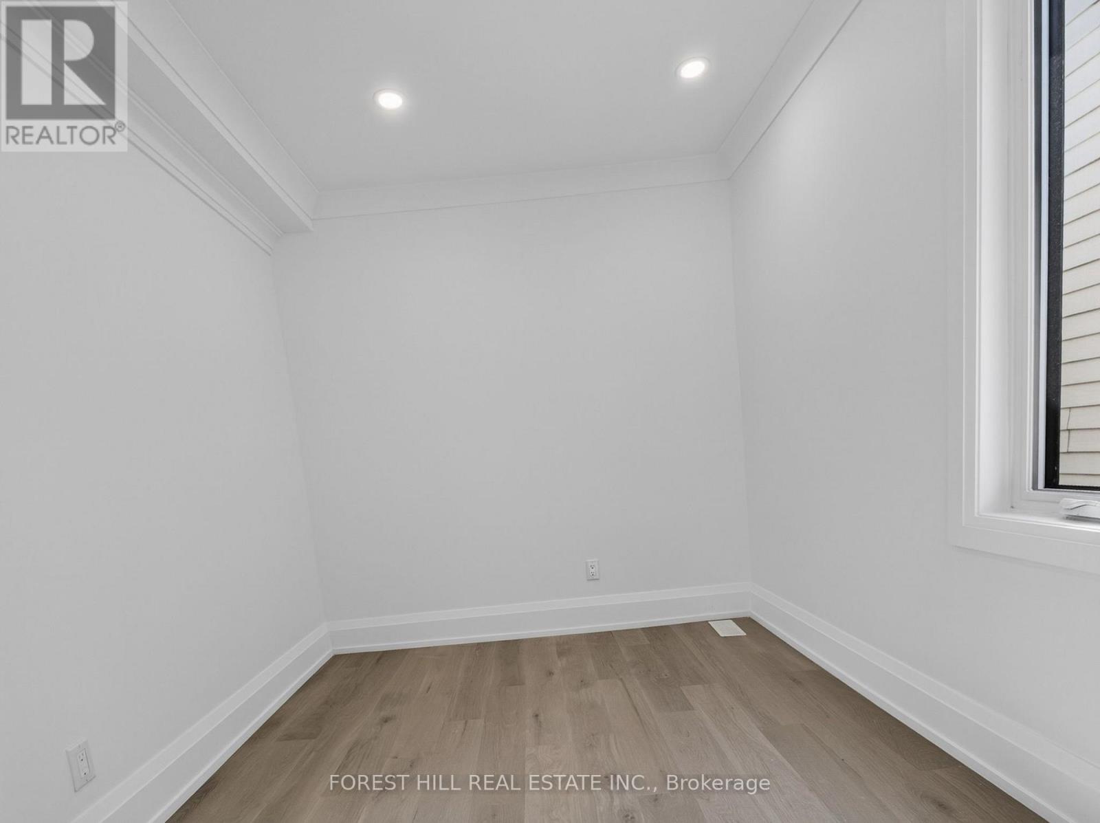 54 Chatham Avenue, Toronto, Ontario  M4J 1K6 - Photo 22 - E13632688