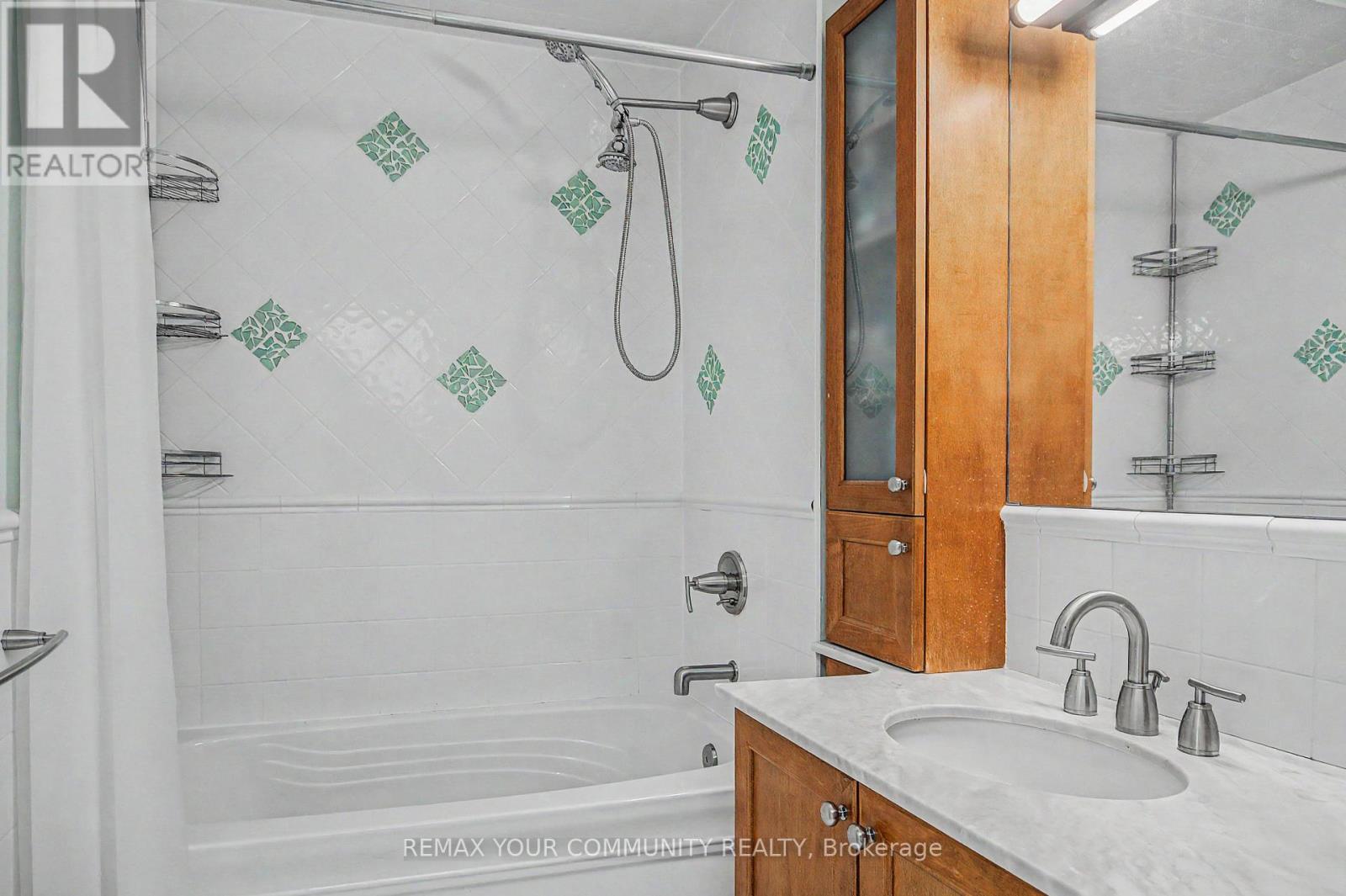 1079 Broadview Avenue, Toronto, Ontario  M4K 2S4 - Photo 26 - E13632754