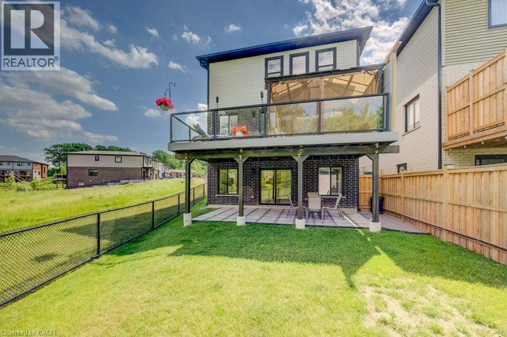 924 Chapel Hill Court, Kitchener, Ontario  N2R 0P4 - Photo 42 - 40852050