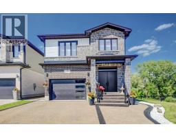 924 CHAPEL HILL Court, kitchener, Ontario