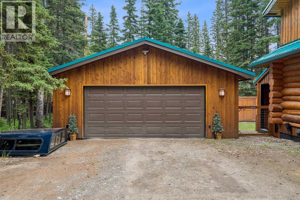 12 Yoho Tinda Road, Bragg Creek, Alberta  T0L 0K0 - Photo 5 - A2334134