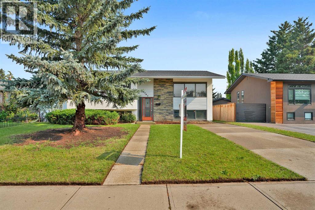9743 Academy Drive SE, calgary, Alberta