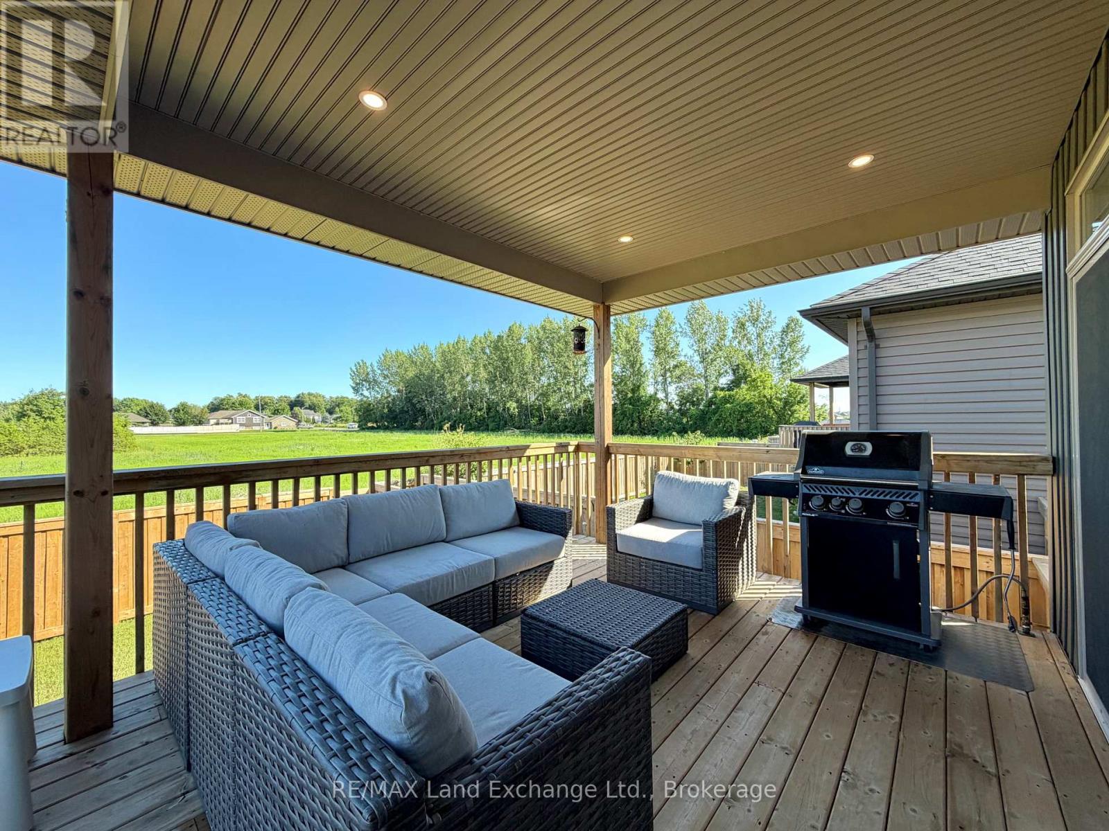 407 Ridge Street, Saugeen Shores, Ontario  N0H 2C3 - Photo 11 - X13632640