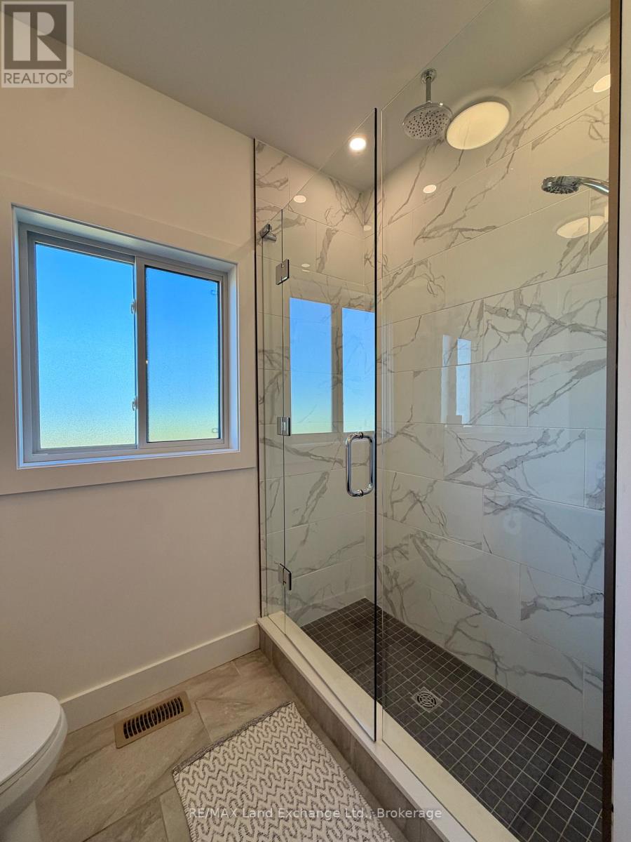 407 Ridge Street, Saugeen Shores, Ontario  N0H 2C3 - Photo 15 - X13632640