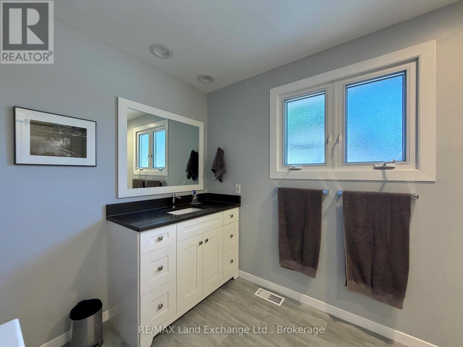 426 Catherine Street, Saugeen Shores, Ontario  N0H 2C1 - Photo 14 - X13632644