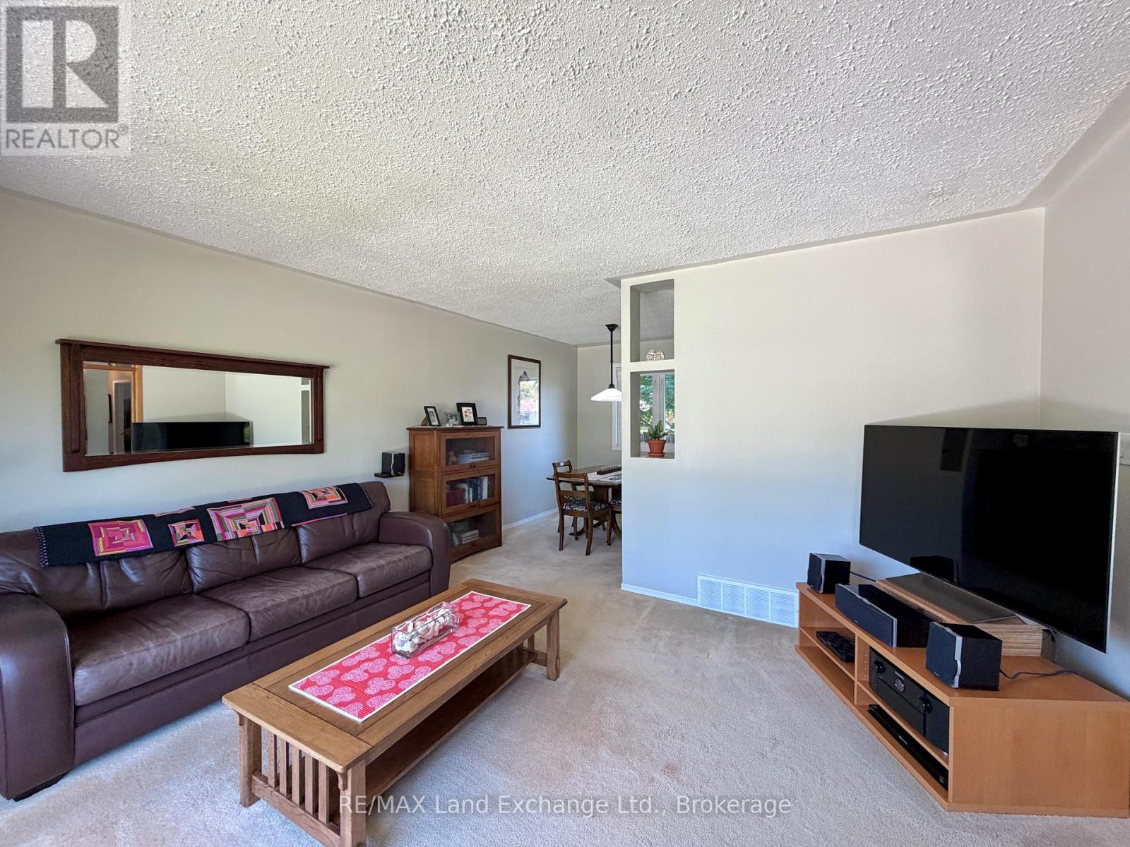 426 Catherine Street, Saugeen Shores, Ontario  N0H 2C1 - Photo 7 - X13632644