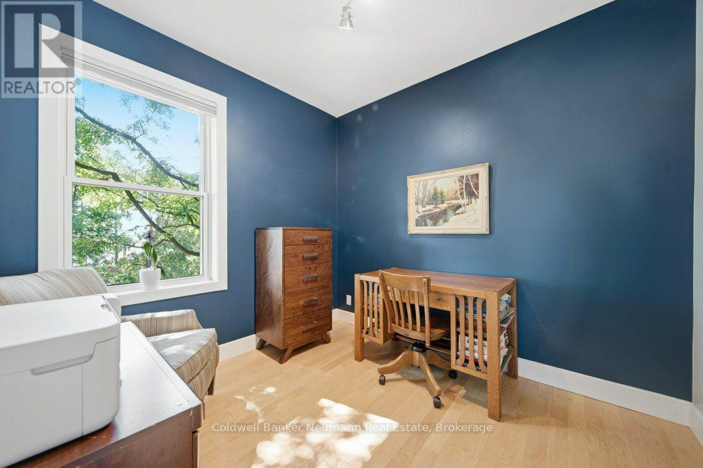 96 Grove Street, Guelph (St. George's), Ontario  N1E 2W5 - Photo 26 - X13632694