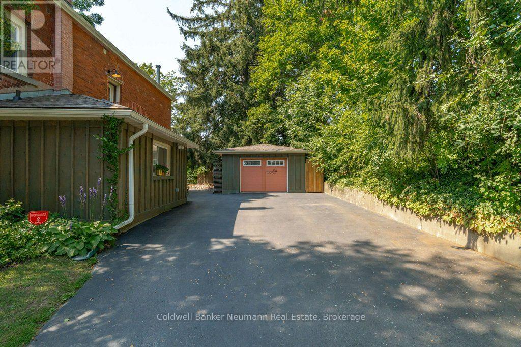 96 Grove Street, Guelph (St. George's), Ontario  N1E 2W5 - Photo 32 - X13632694