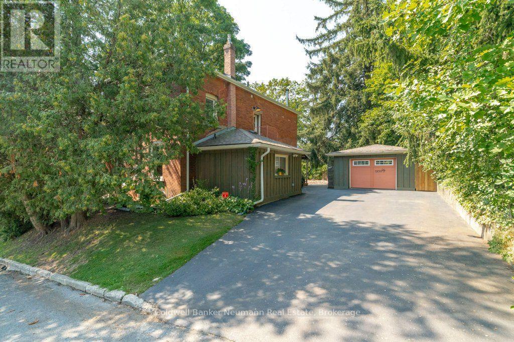 96 Grove Street, Guelph (St. George's), Ontario  N1E 2W5 - Photo 4 - X13632694