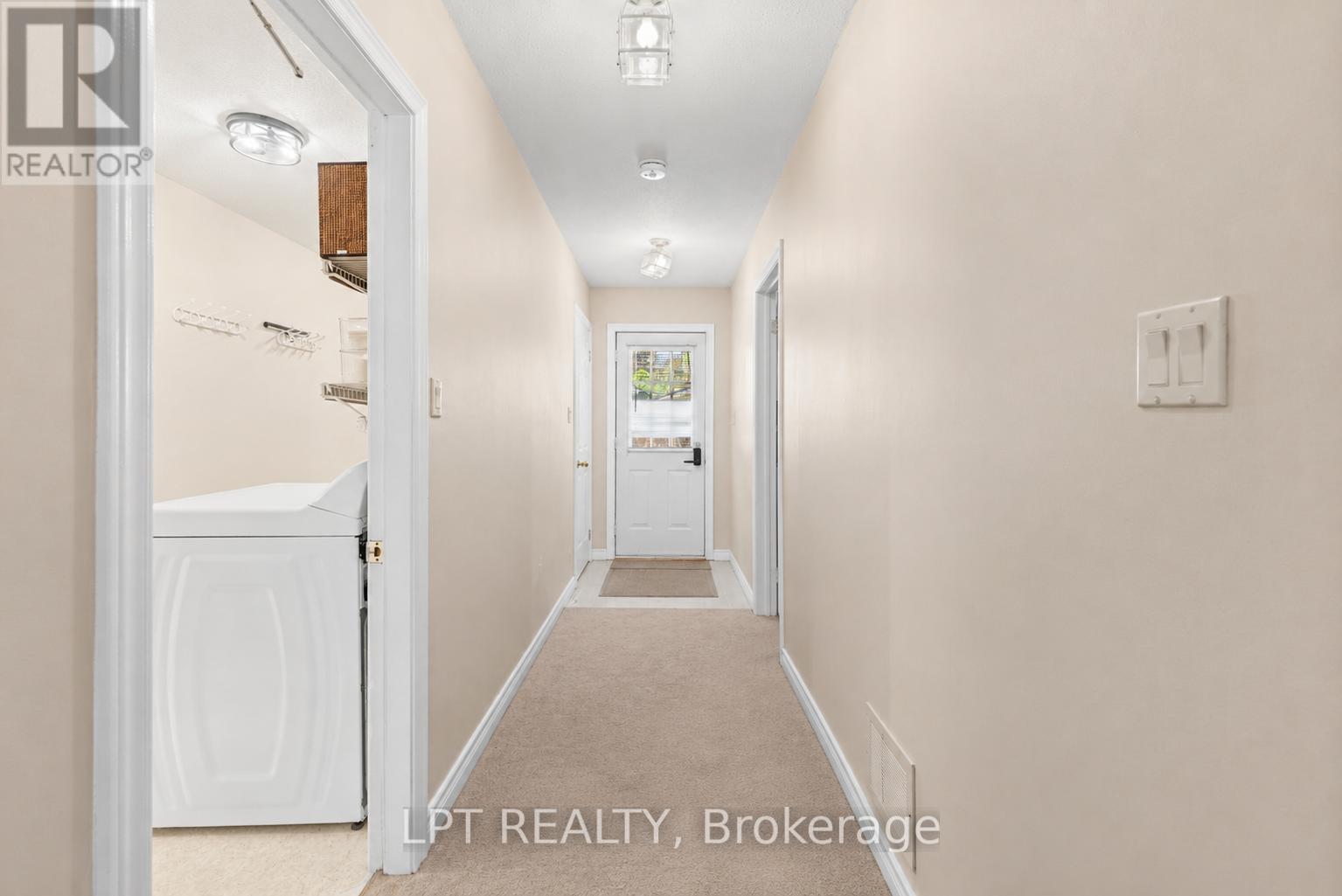 204 The Queensway S, Georgina, Ontario  L4P 2A6 - Photo 49 - N13632680