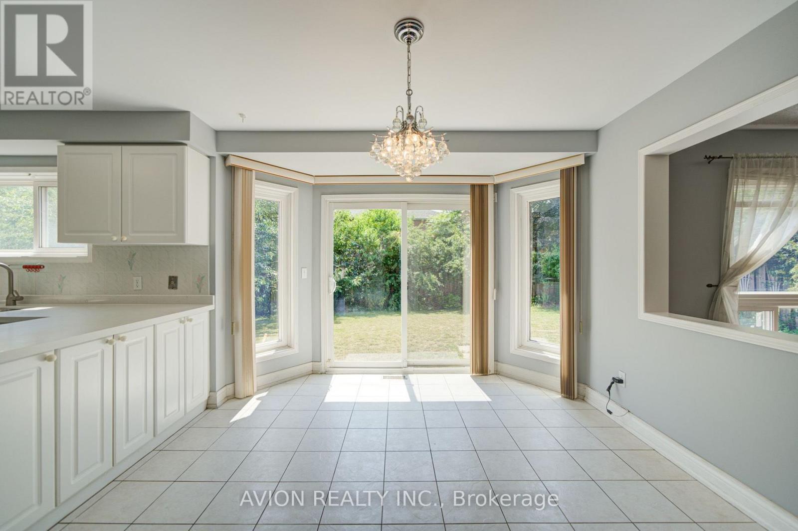 29 Charrington Crescent, Markham (Unionville), Ontario  L3R 0R2 - Photo 17 - N13632734