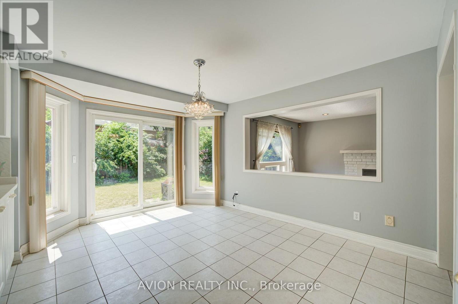 29 Charrington Crescent, Markham (Unionville), Ontario  L3R 0R2 - Photo 18 - N13632734