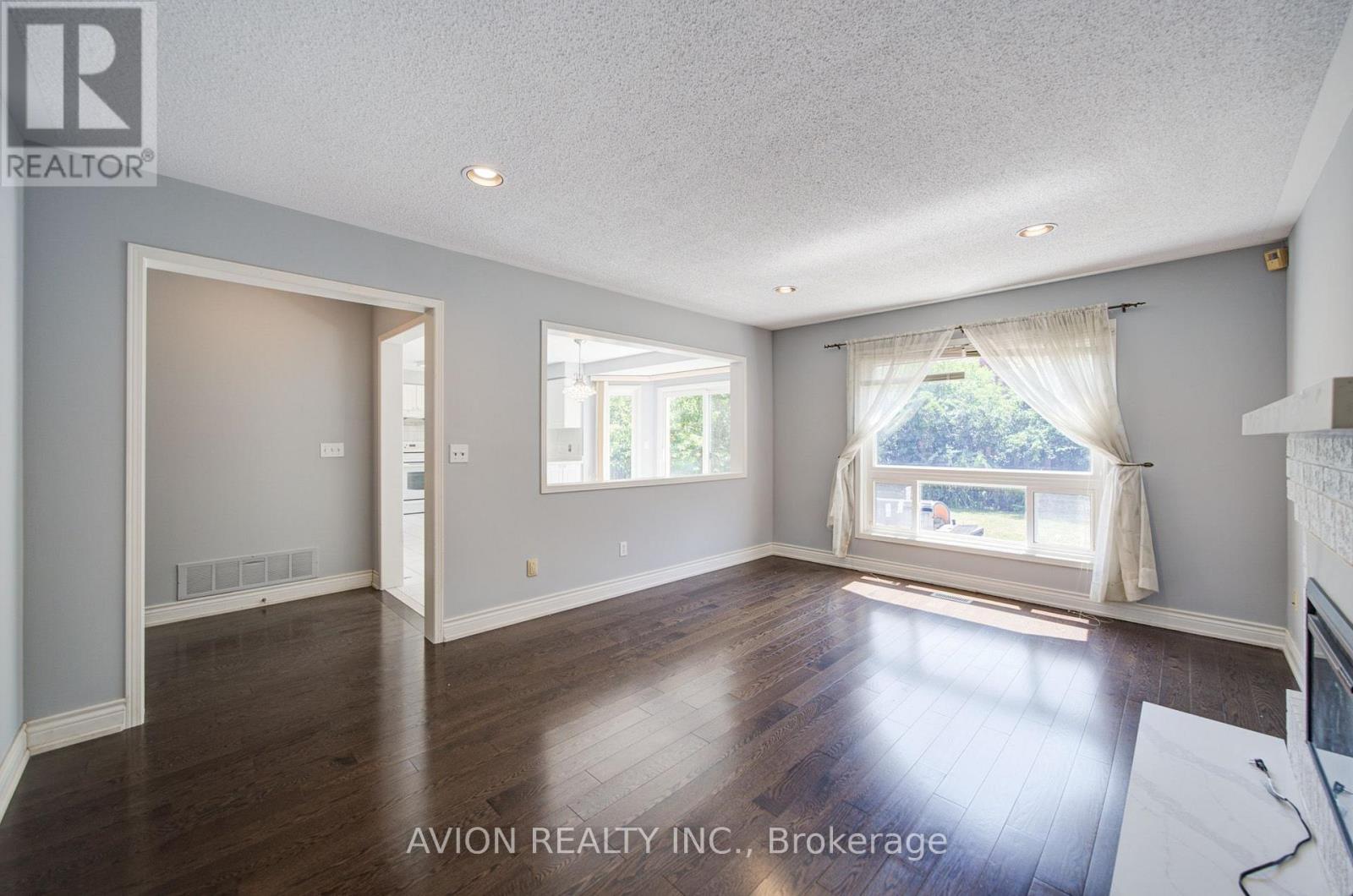 29 Charrington Crescent, Markham (Unionville), Ontario  L3R 0R2 - Photo 19 - N13632734