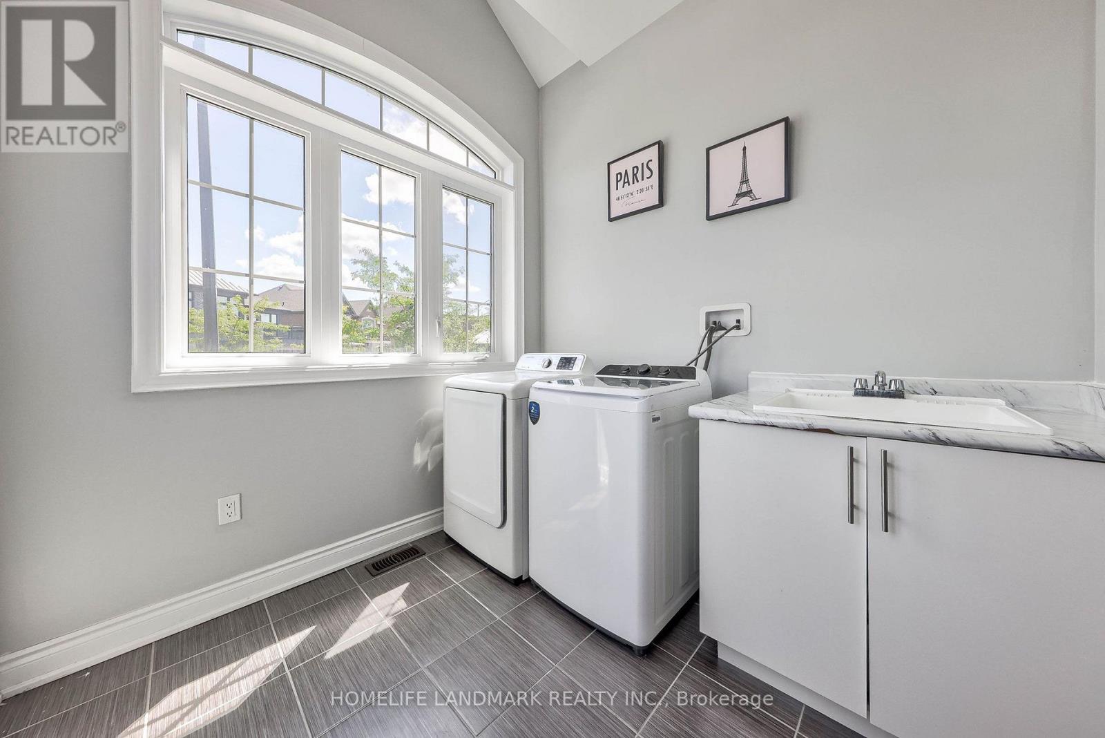 62 Ladder Crescent, East Gwillimbury, Ontario  L9N 0N8 - Photo 15 - N13632774