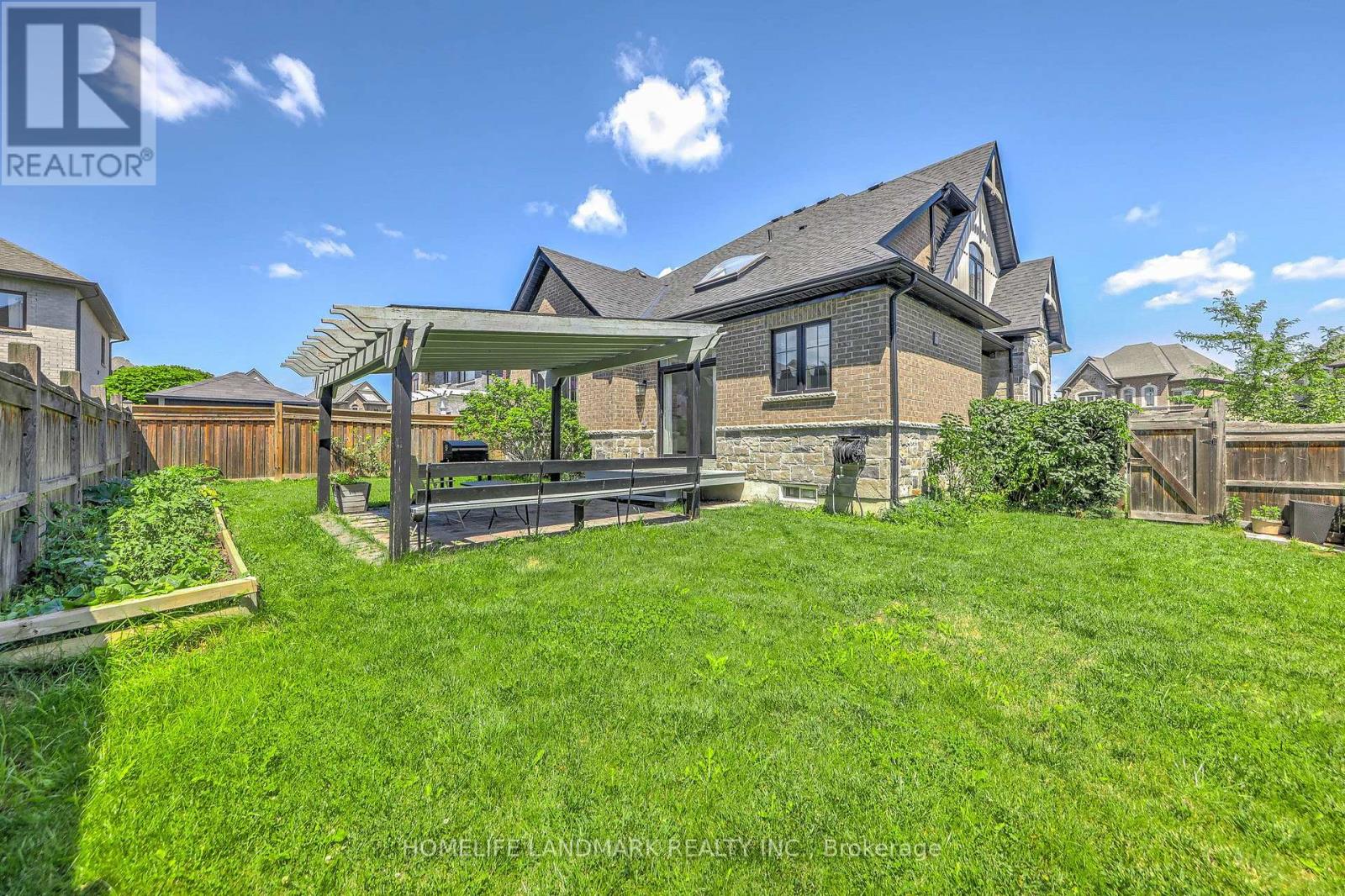 62 Ladder Crescent, East Gwillimbury, Ontario  L9N 0N8 - Photo 24 - N13632774