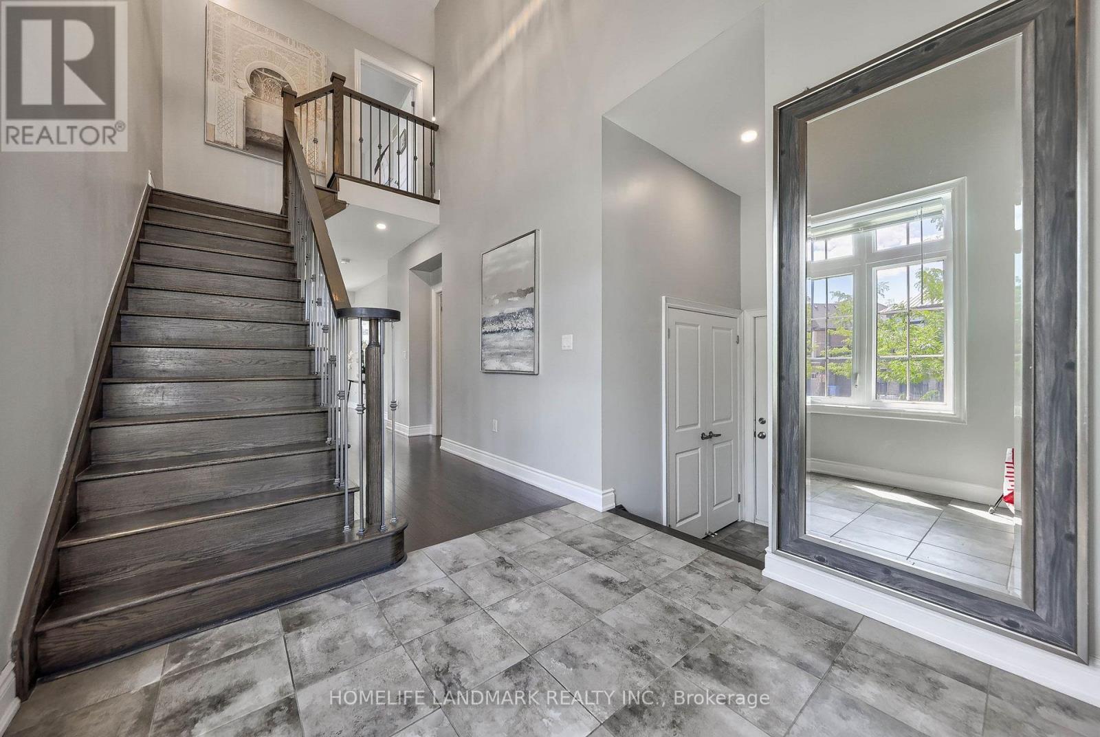 62 Ladder Crescent, East Gwillimbury, Ontario  L9N 0N8 - Photo 5 - N13632774