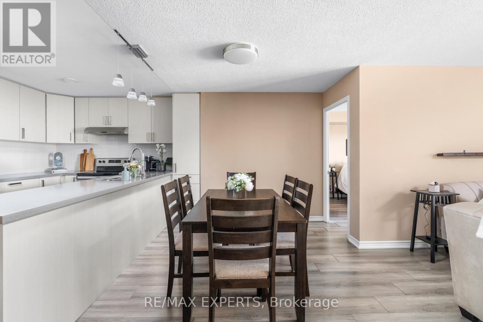 202 - 8026 Kipling Avenue, Vaughan, Ontario  L4L 2A1 - Photo 10 - N13632812