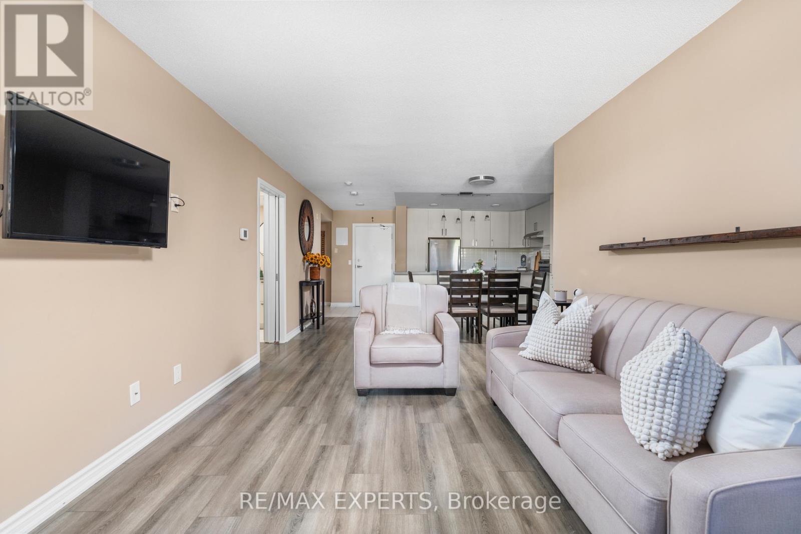 202 - 8026 Kipling Avenue, Vaughan, Ontario  L4L 2A1 - Photo 13 - N13632812