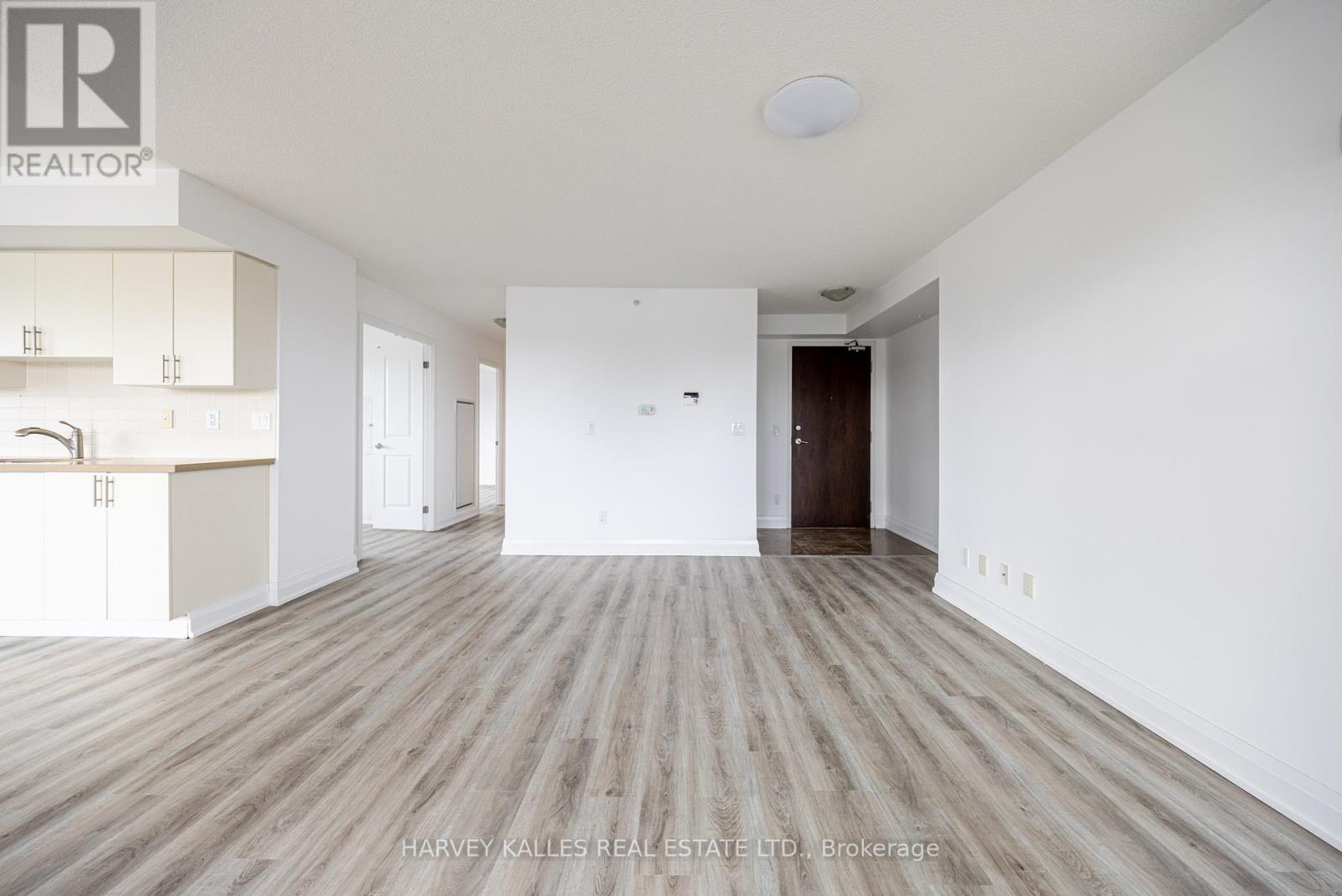 317 - 75 Norman Bethune Avenue, Richmond Hill, Ontario  L4B 0B6 - Photo 7 - N13632818