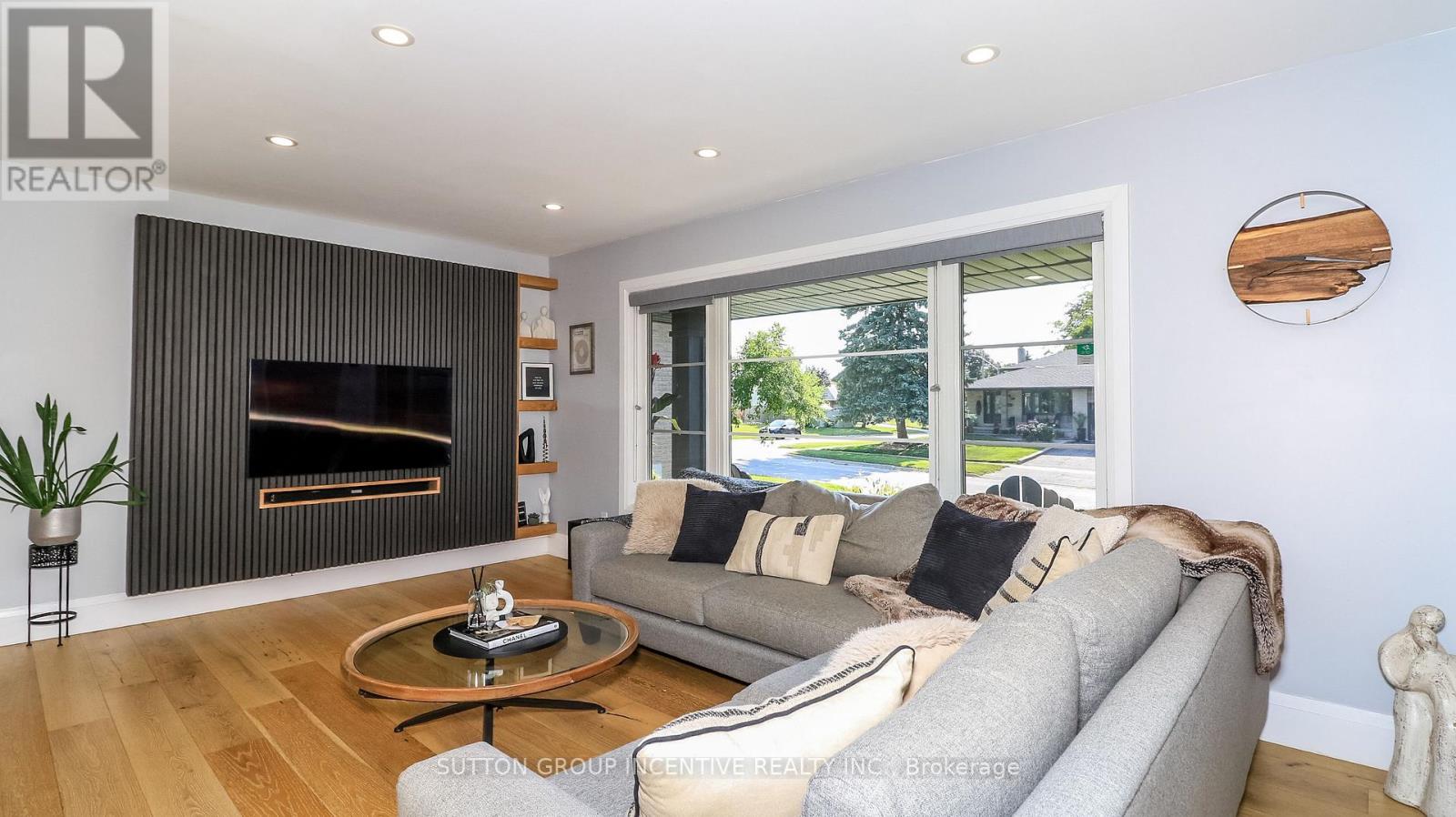 40 Varden Avenue, Barrie (Codrington), Ontario  L4M 4P1 - Photo 10 - S13632760