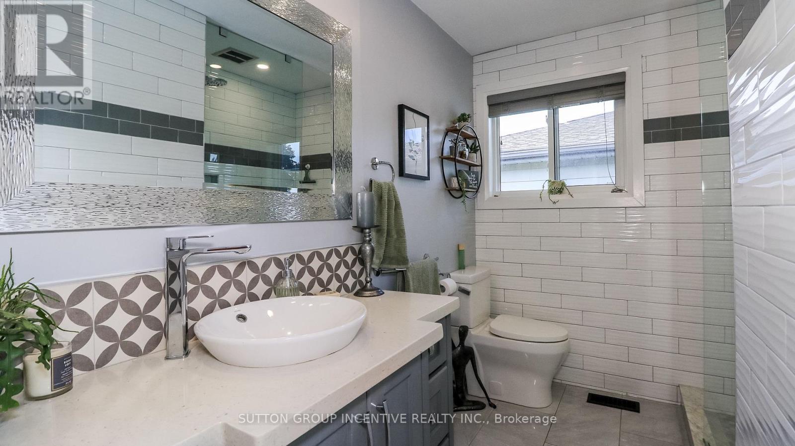 40 Varden Avenue, Barrie (Codrington), Ontario  L4M 4P1 - Photo 32 - S13632760
