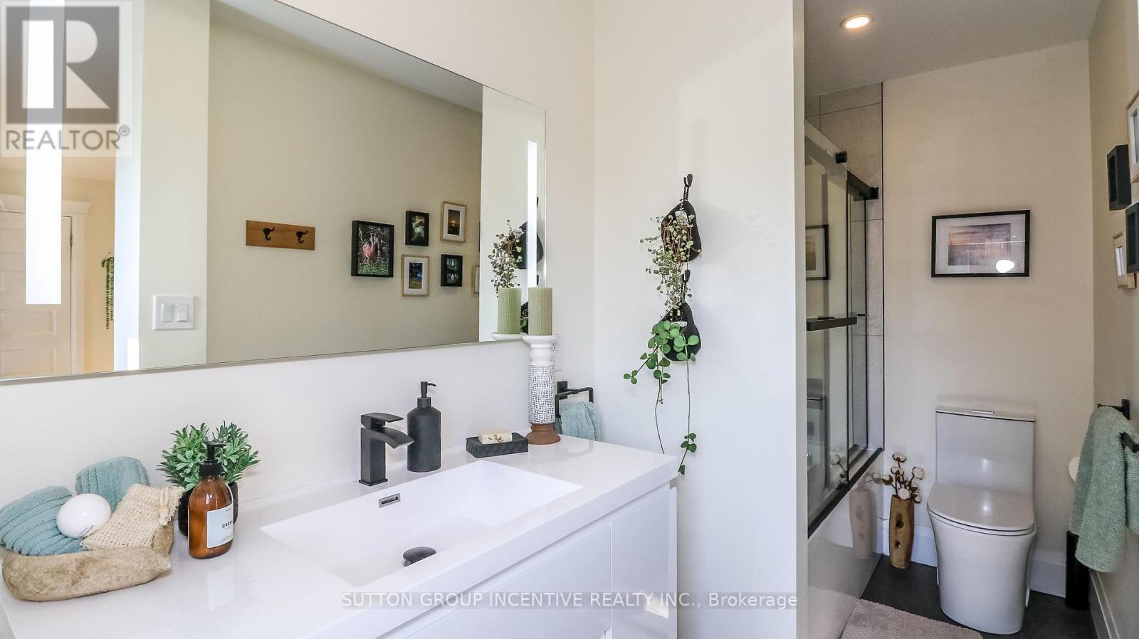 40 Varden Avenue, Barrie (Codrington), Ontario  L4M 4P1 - Photo 37 - S13632760