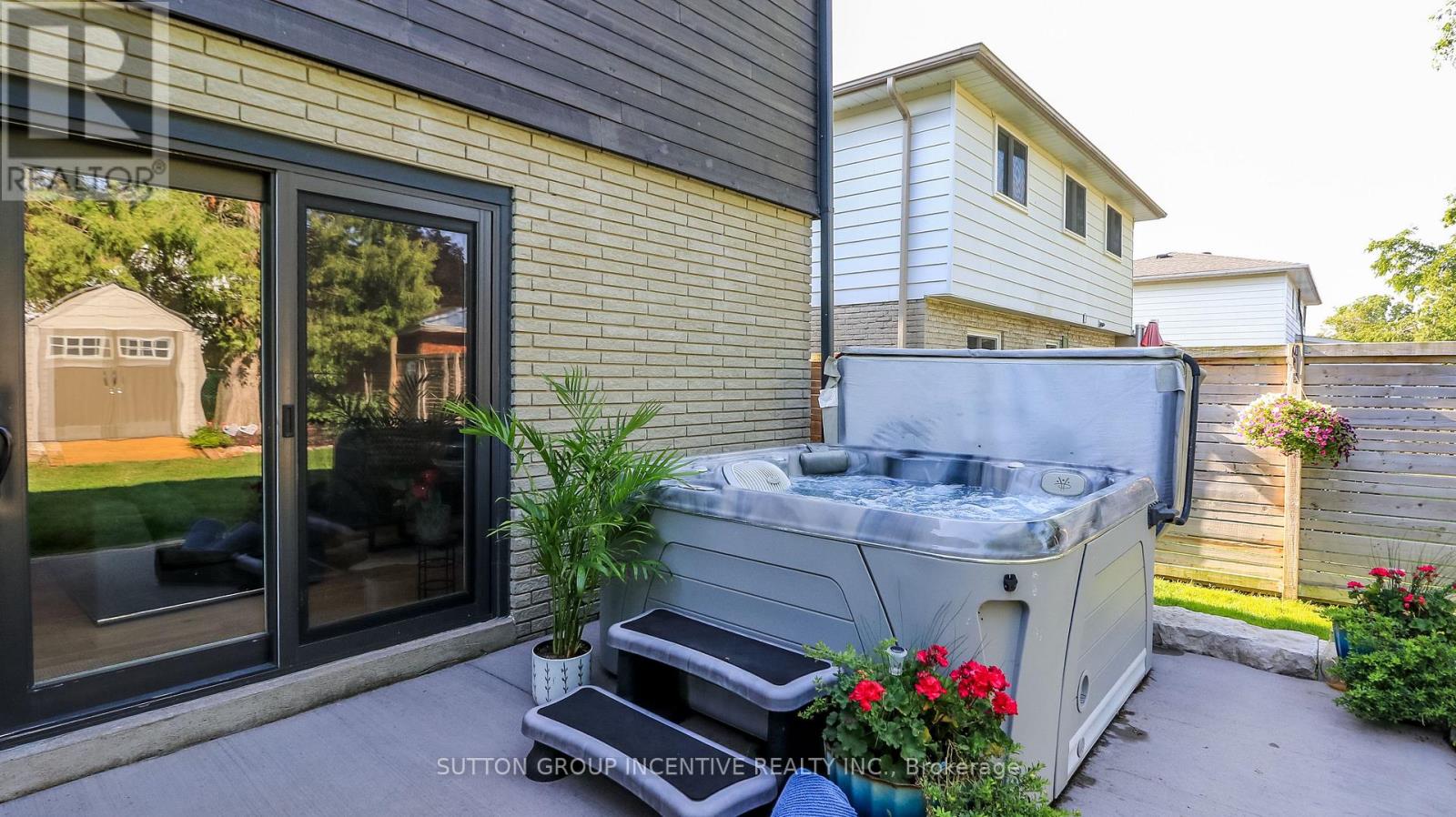 40 Varden Avenue, Barrie (Codrington), Ontario  L4M 4P1 - Photo 39 - S13632760