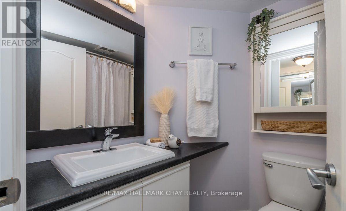 1202 - 140 Dunlop Street E, Barrie, Ontario L4M 6H9 - Photo 13 - S13632762