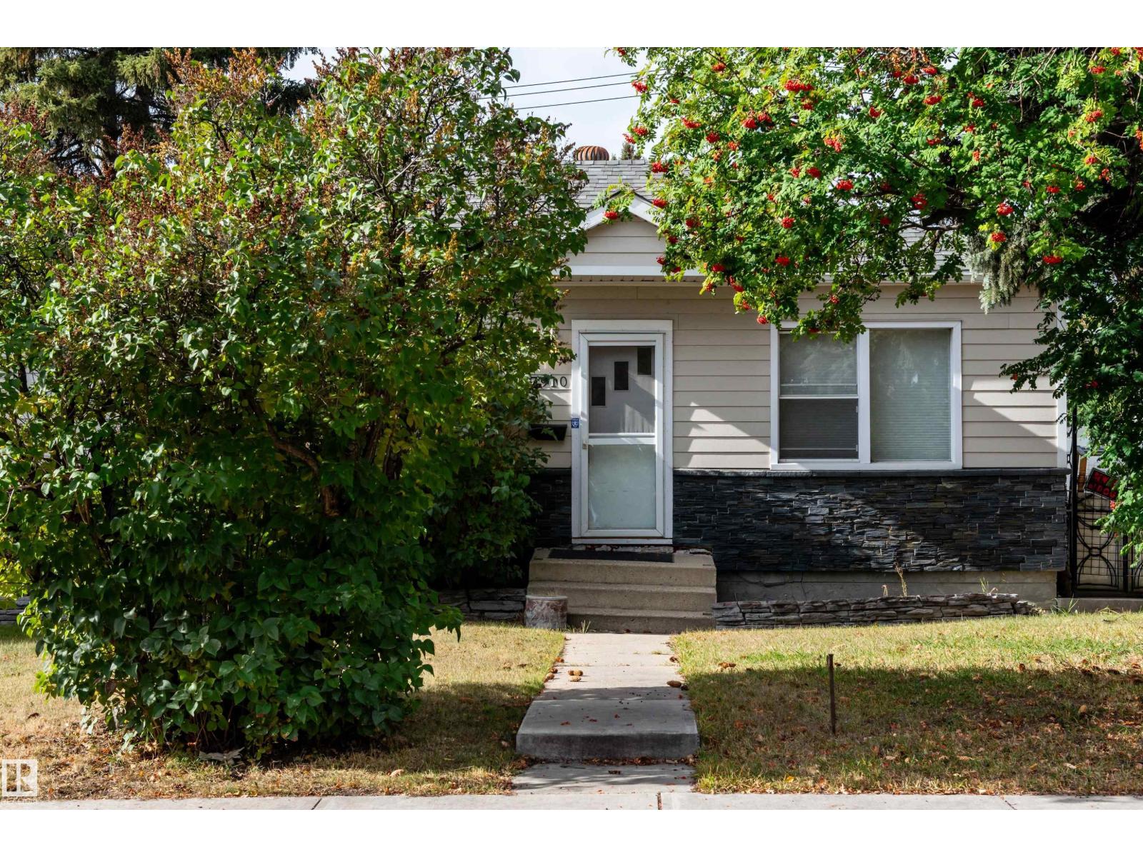 7910 75 ST NW, edmonton, Alberta
