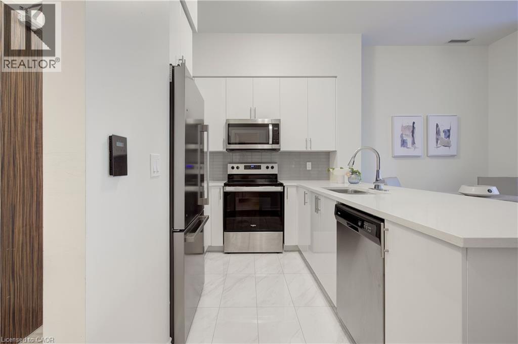 349 Rathburn Road W Unit# 107, Mississauga, Ontario  L5B 0G9 - Photo 4 - 40849689