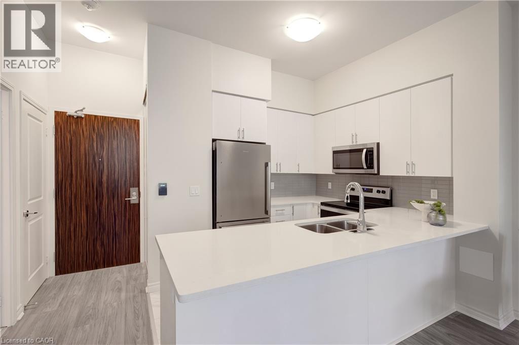 349 Rathburn Road W Unit# 107, Mississauga, Ontario  L5B 0G9 - Photo 3 - 40849689
