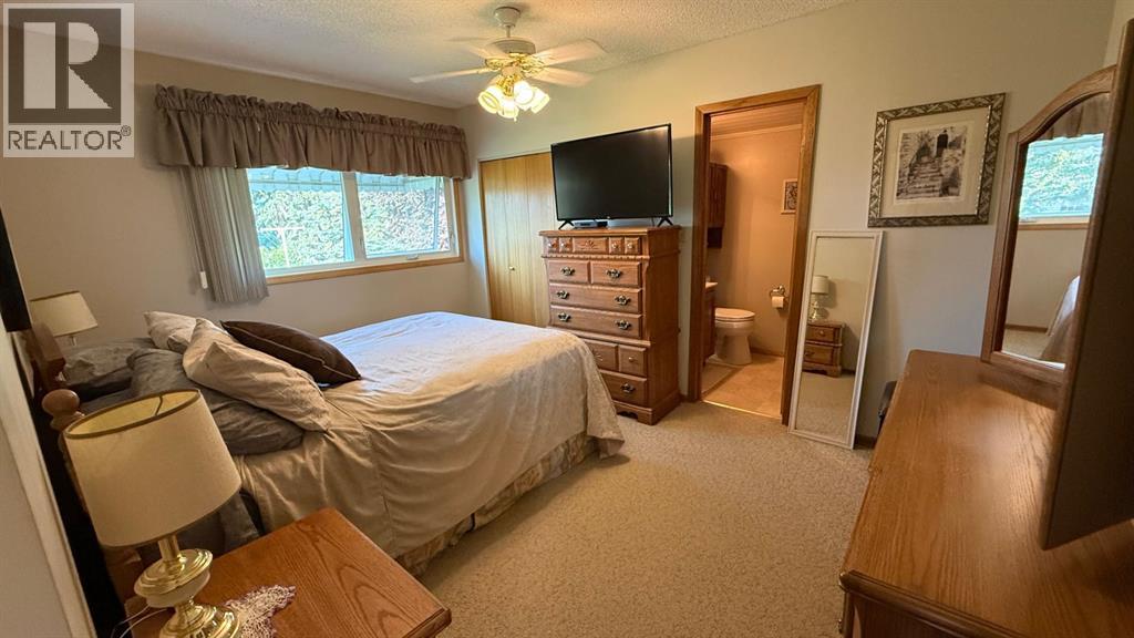 611 6 Avenue W, Hanna, Alberta  T0J 1P0 - Photo 24 - A2333707