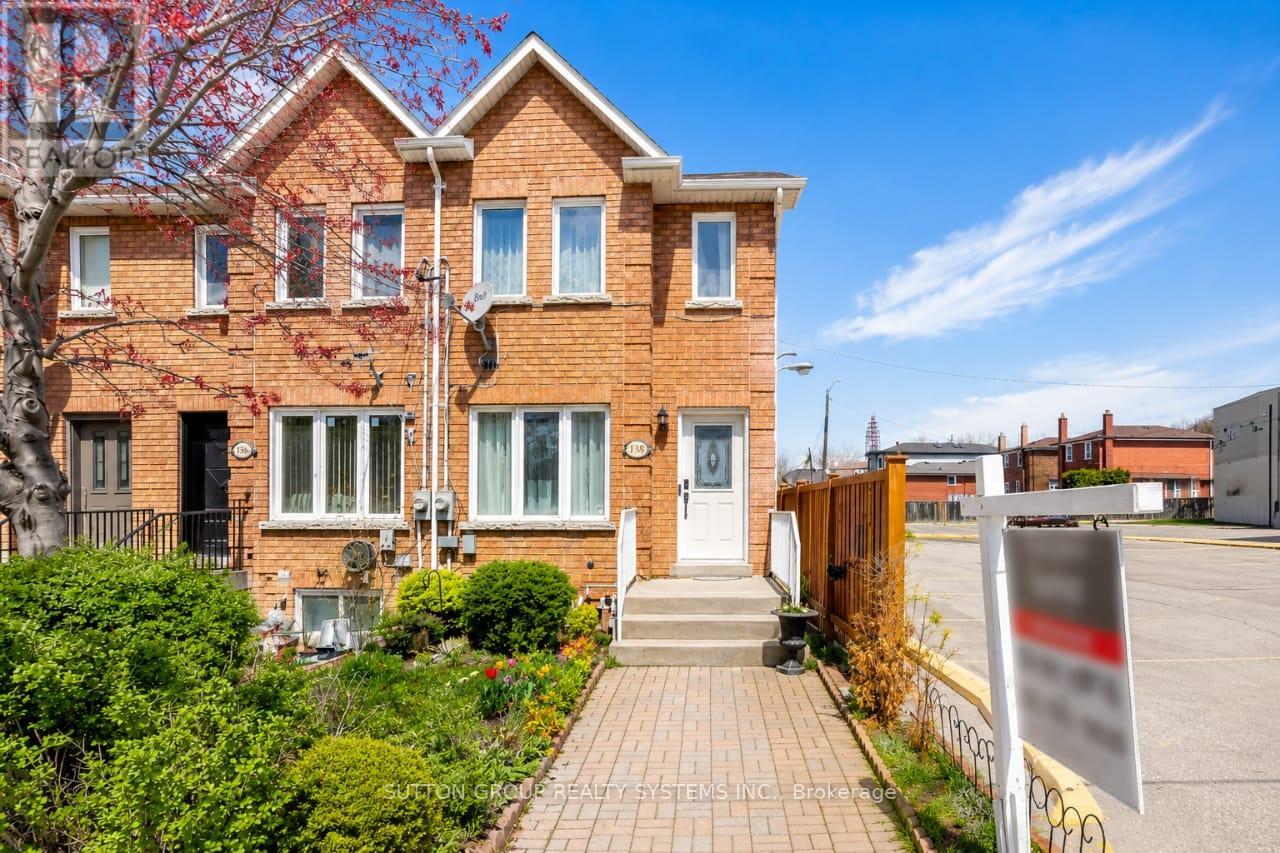 2138 EGLINTON AVENUE W, Toronto, Ontario