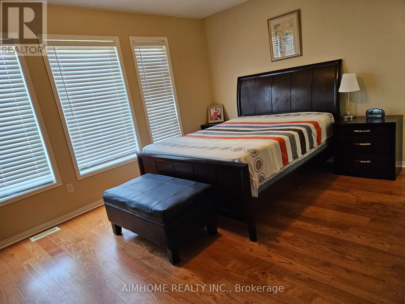 3227 Scotch Pine Gate, Mississauga, Ontario  L5N 8E6 - Photo 7 - W13632714
