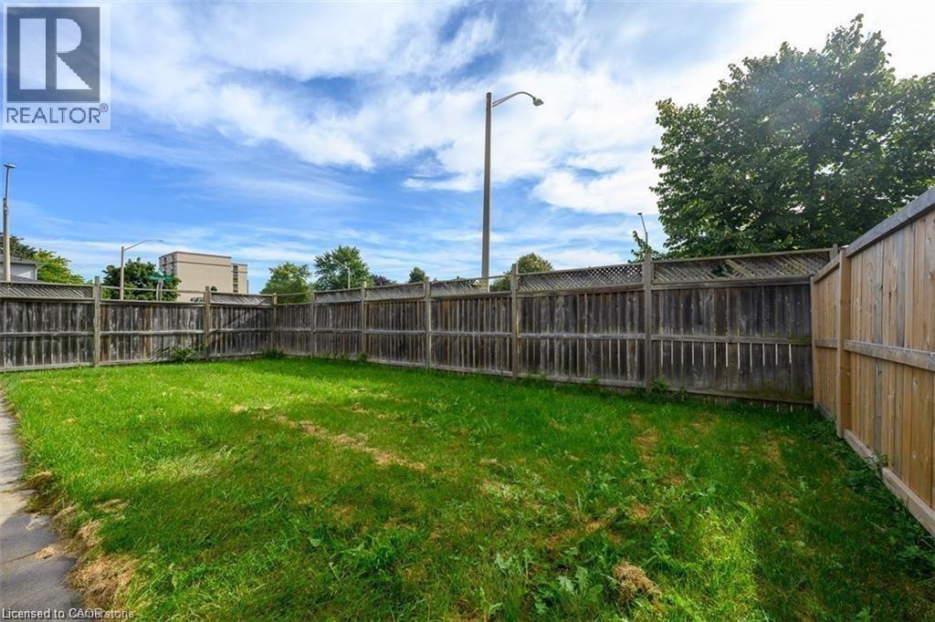 3 Lancer Court Unit# Lower, Hamilton, Ontario  L9B 2B1 - Photo 13 - 40852978