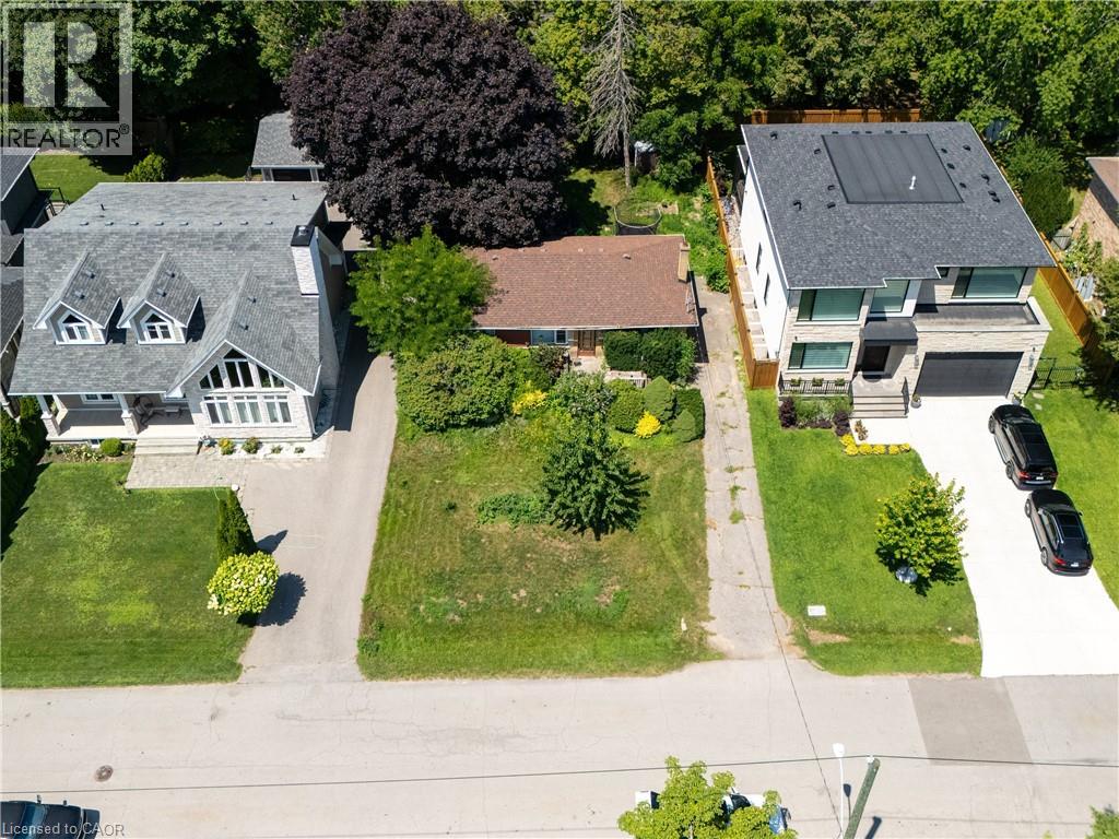 1405 Constance Drive, Oakville, Ontario  L6J 2T8 - Photo 3 - 40850414