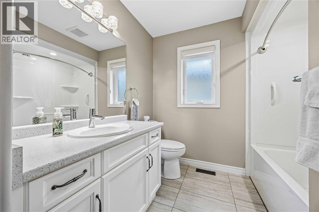 212 Basquiat Crescent, Sarnia, Ontario  N7S 0A6 - Photo 23 - 26018418