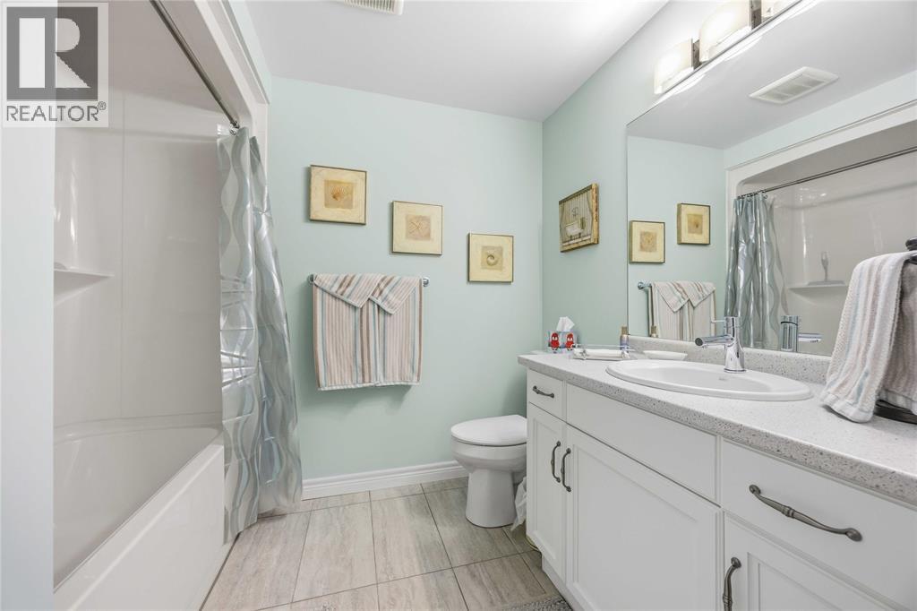 212 Basquiat Crescent, Sarnia, Ontario  N7S 0A6 - Photo 38 - 26018418