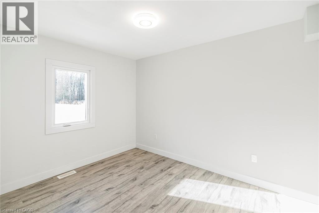 100 Green Mountain Road E, Stoney Creek, Ontario  L8J 2W4 - Photo 17 - 40841418