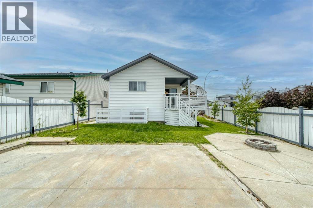 119 Applemont Close SE, Calgary, Alberta T2A 7S3 - Photo 38 - A2325049