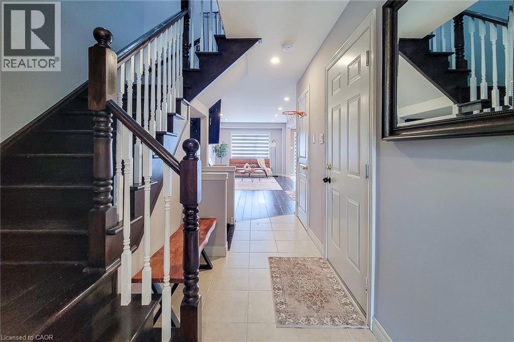 26 Magnificent Way, Binbrook, Ontario  L0R 1C0 - Photo 10 - 40852574