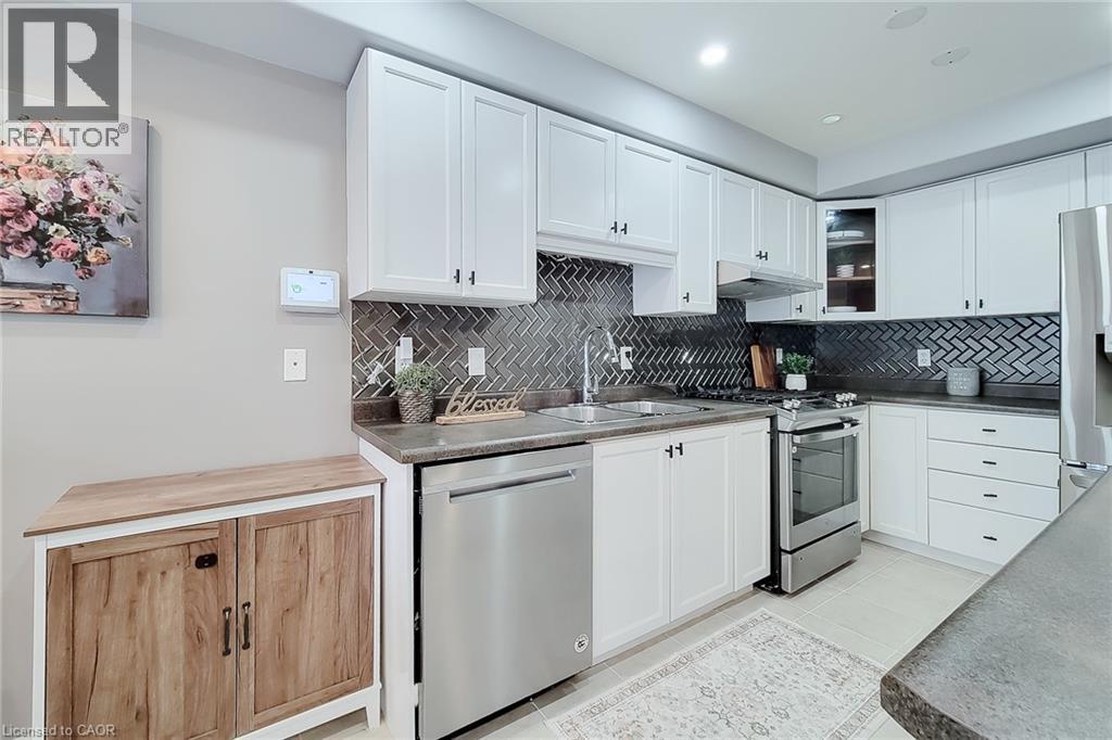 26 Magnificent Way, Binbrook, Ontario  L0R 1C0 - Photo 17 - 40852574