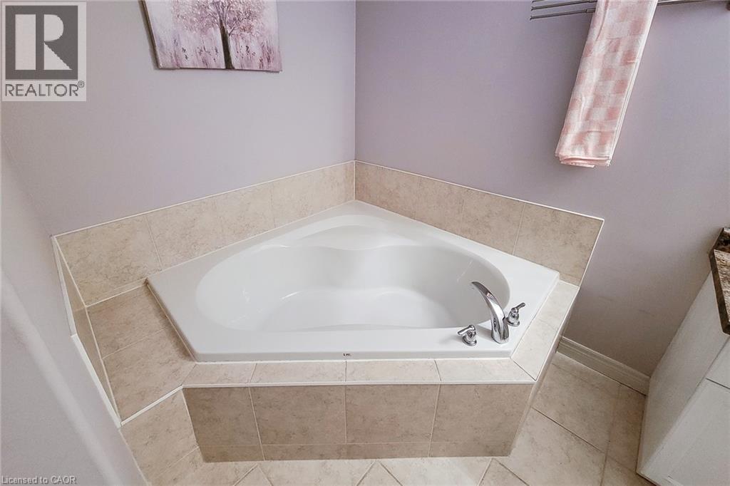 26 Magnificent Way, Binbrook, Ontario  L0R 1C0 - Photo 34 - 40852574