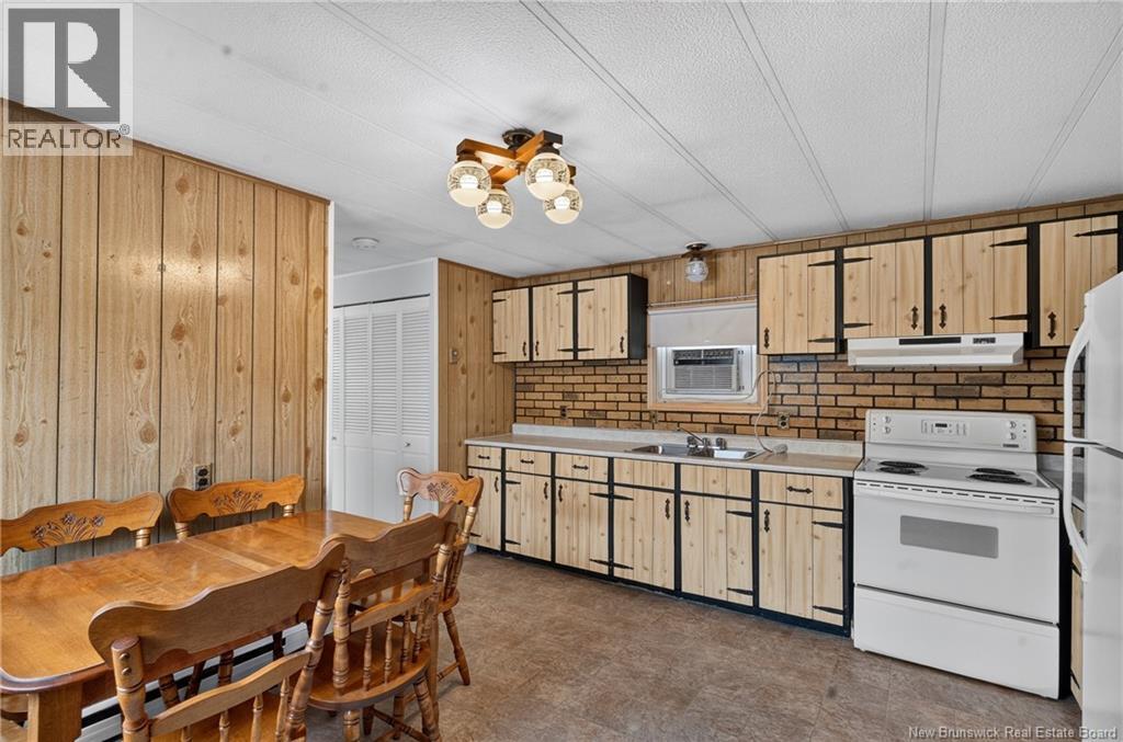 26 Mountain View Place, Campbellton, New Brunswick  E3N 3L1 - Photo 3 - NB145162