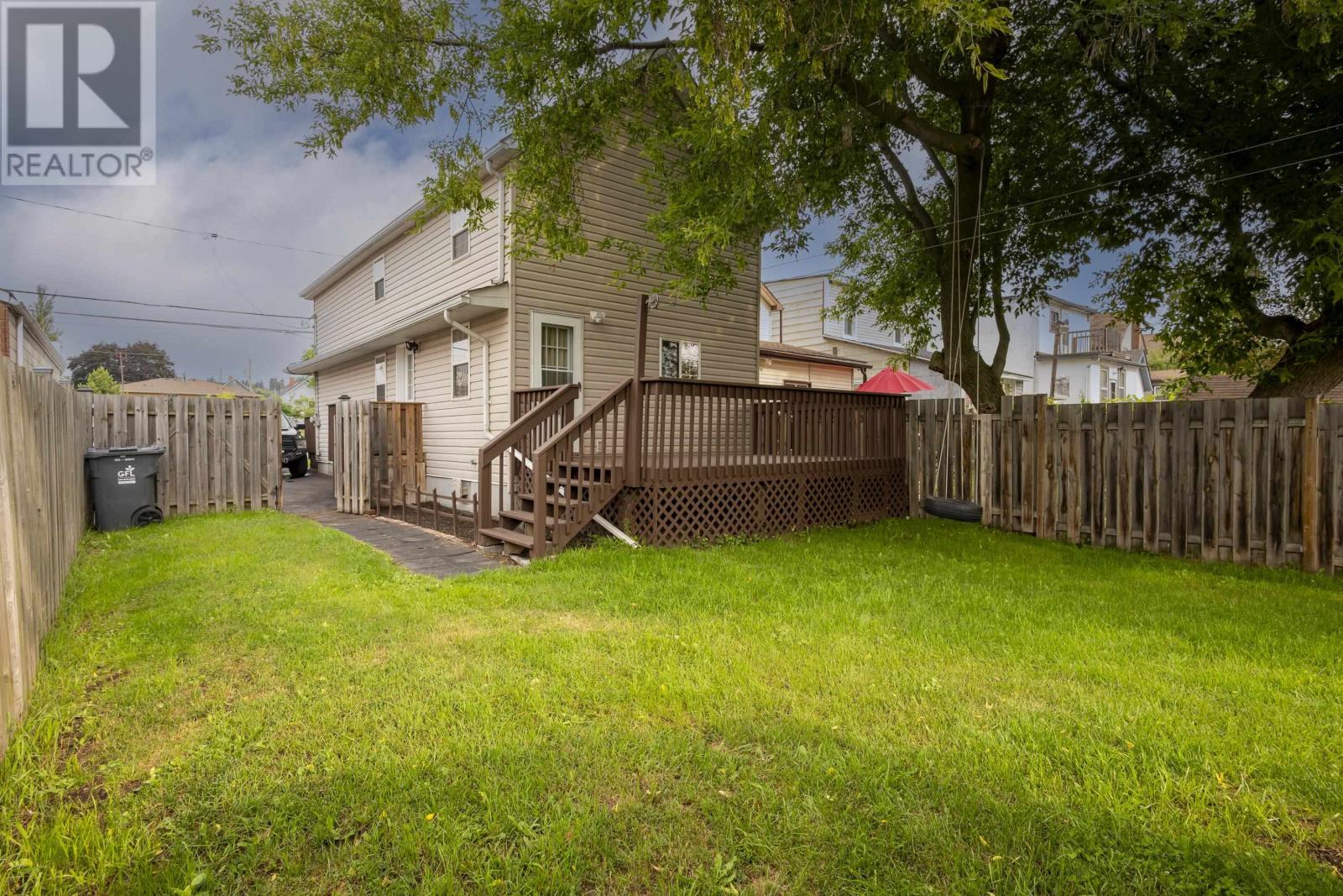 127 Court St S, Thunder Bay, Ontario P7B 2X5 - Photo 36 - TB2602204