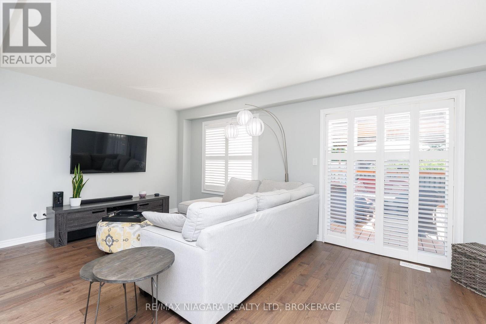 6610 Mary Drive, Niagara Falls (Forestview), Ontario  L2H 0B5 - Photo 6 - X13632940