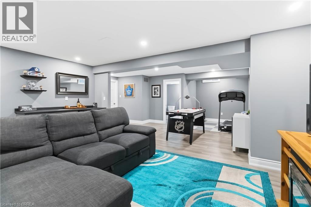 16 Pollard Street, Brantford, Ontario  N3T 0K1 - Photo 38 - 40850460