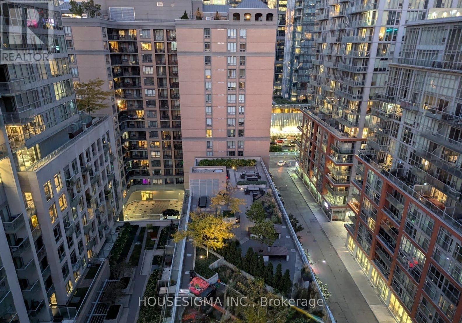 1403 - 30 Nelson Street, Toronto, Ontario  M5V 0H5 - Photo 11 - C13632832